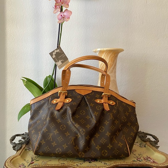 Louis Vuitton Handbags - 🎉Louis Vuitton 🎉Tivoli GM